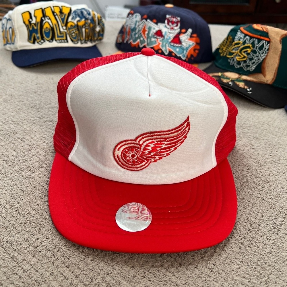 Vintage 1990s Detroit Red Wings NHL Trucker Hat Red White Snapback Cap OSFA